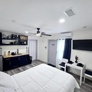  Apartment Lovely Single United States