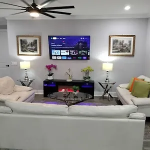  Holiday home White Rock In United States